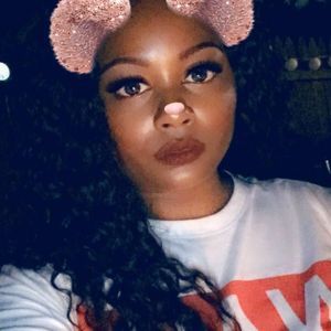 Meet your Posher, Latisha